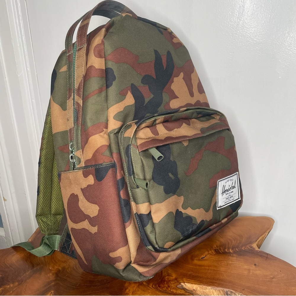 Herschel Camo backpack - Picture 2 of 16